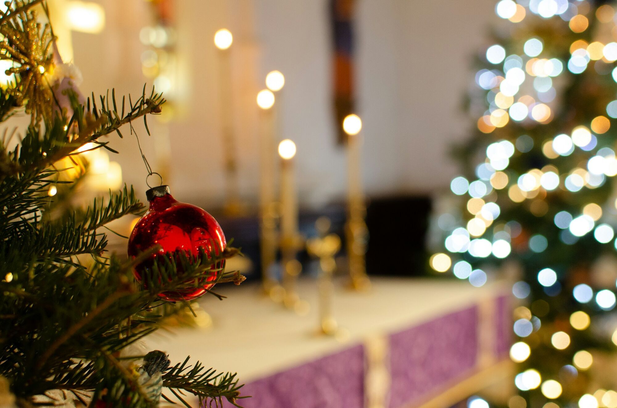 Картинки с Рождеством и на Святвечер 2025: открытки, поздравления, искренние пожелания на видео и смс