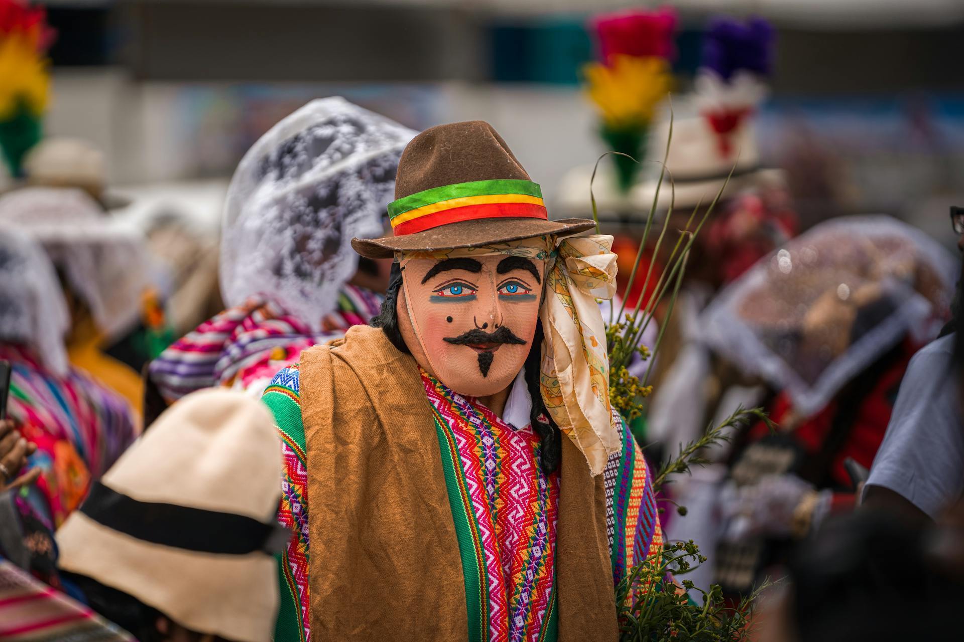 Колядки "с перчинкой" для взрослых: смешные и оригинальные