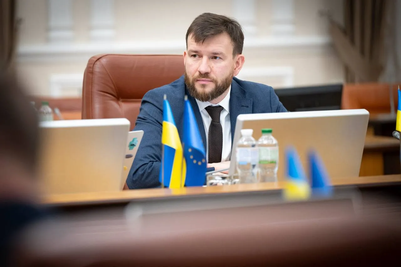 Люди с инвалидностью могут получить за переоборудование авто до 50 тысяч грн: как подать заявку