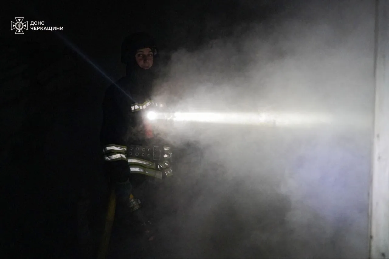 Окупанти влаштували масовану атаку на Черкаси: частина міста була знеструмлена, є постраждалі. Фото