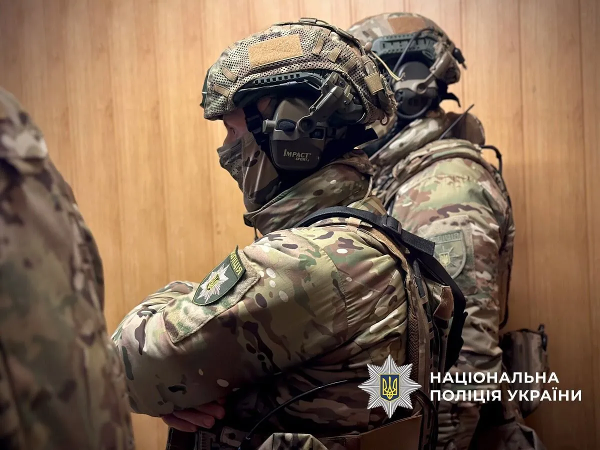 Нацполиция совместно с австрийскими правоохранителями задержала причастных к убийству украинца в Вене. Фото и видео