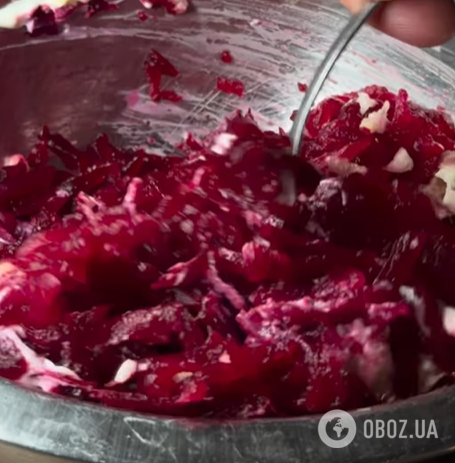 Вкусные бутерброды со свеклой и селедкой на праздничный стол: проще чем "Шуба"