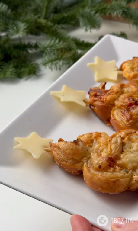Святкові ялинки  з листкового тіста: як приготувати смачну закуску