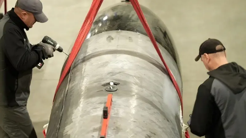 Нарощують виробництво навіть під обстрілами: журналісти побували на українському заводі, де виробляють ракети "Фламінго". Фото