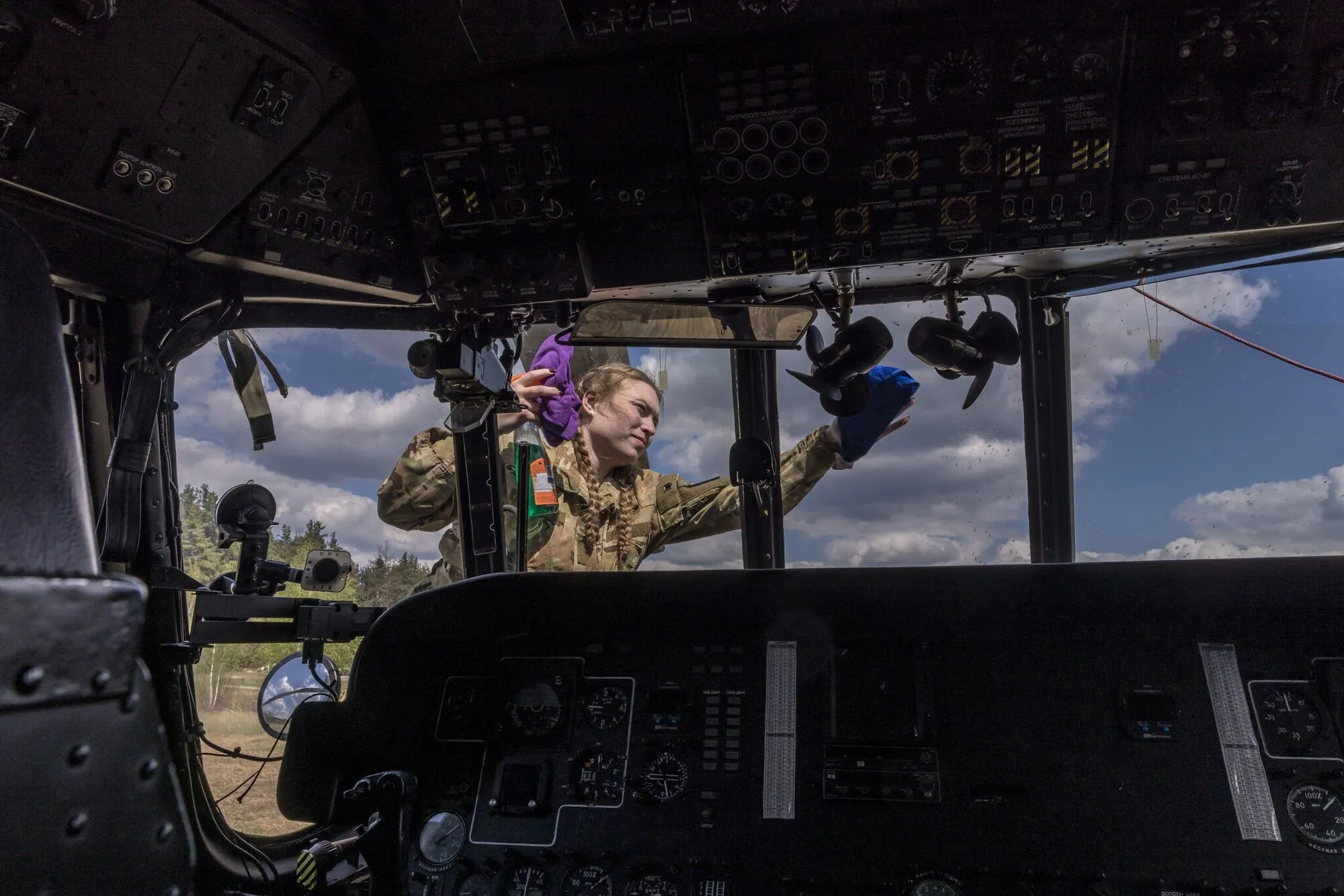 Фото, які увійшли в історію: The New York Times показав найсильніші кадри року з України, від яких мурахи по шкірі