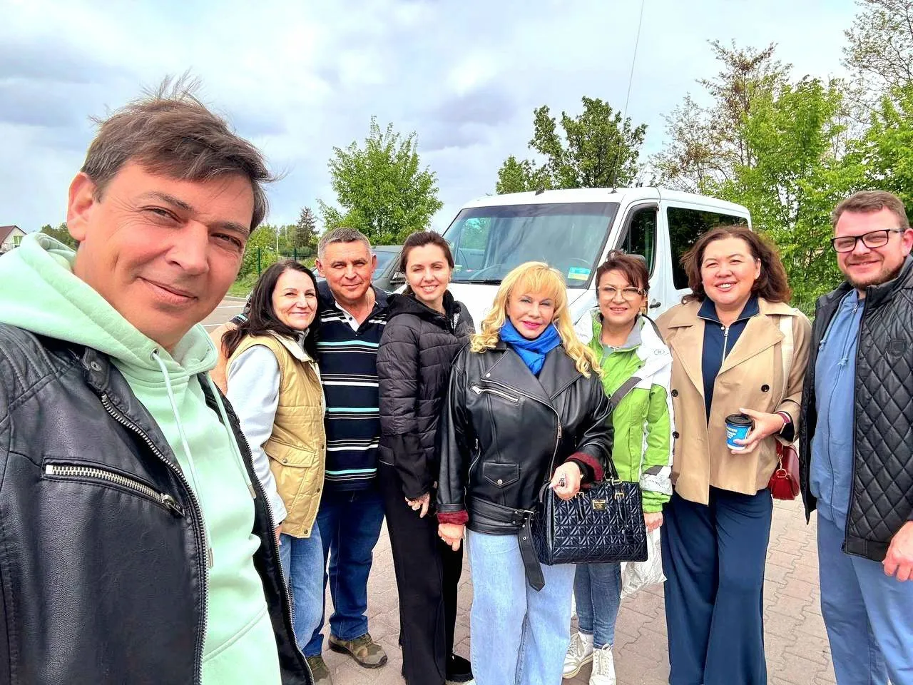 "Ей заплатили миллион долларов". Анжела Норбоева – о встрече в Киеве с мужем Повалий, причинах закрытости Зинкевича и гибели родственника из РФ на фронте