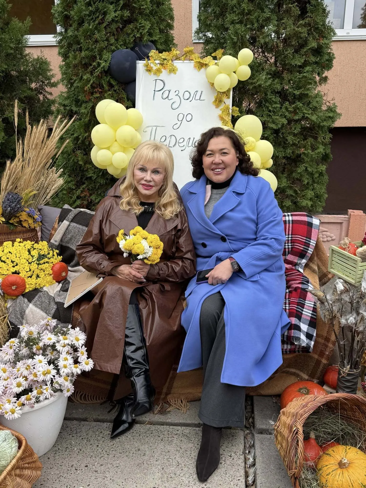 "Ей заплатили миллион долларов". Анжела Норбоева – о встрече в Киеве с мужем Повалий, причинах закрытости Зинкевича и гибели родственника из РФ на фронте