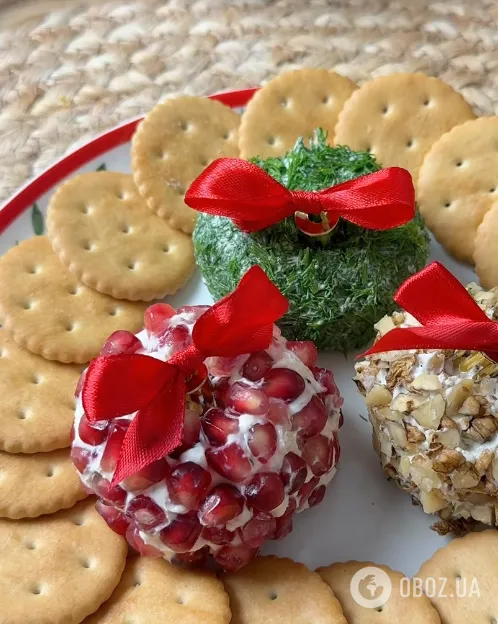 Сирна закуска "Ялинкові іграшки": легкий рецепт смачної страви за 5 хвилин