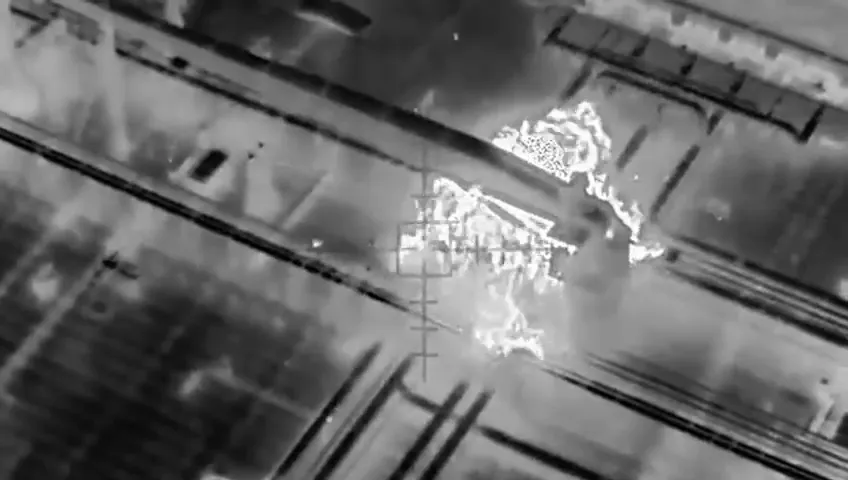 СБУ вперше уразила танкер тіньового флоту Росії у водах Середземного моря. Відео