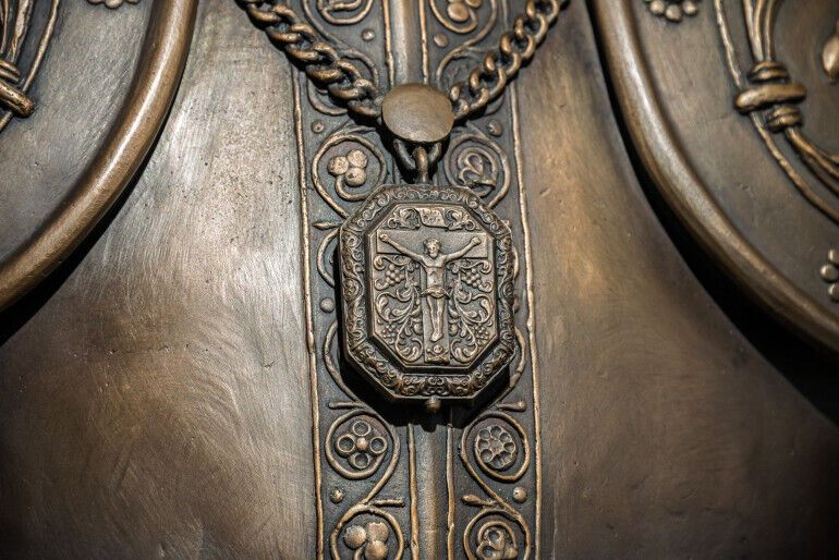 На території Києво-Печерської лаври відкрили погруддя гетьмана Івана Мазепи. Подробиці та фото