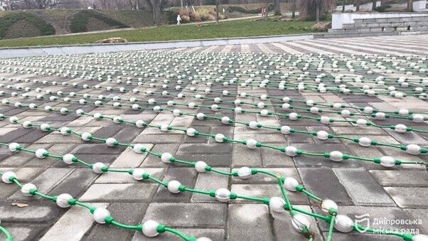 Дніпро почали готувати до різдвяних свят