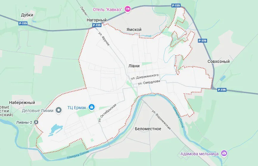 Дроны атаковали нефтебазу в Орловской области: вспыхнул пожар. Видео