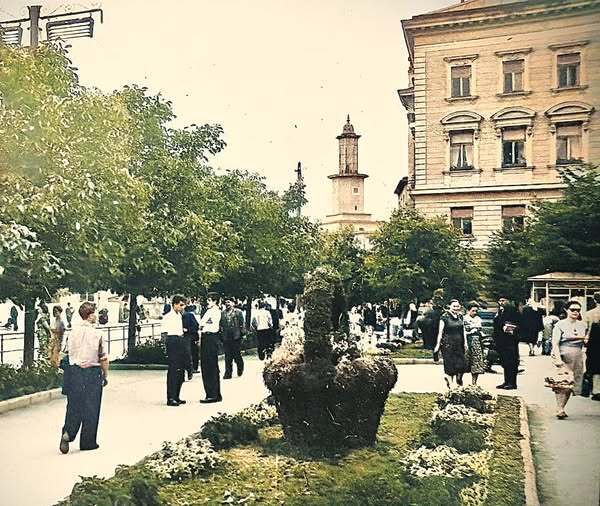 Яким був Івано-Франківськ понад 50 років тому: архівні фото