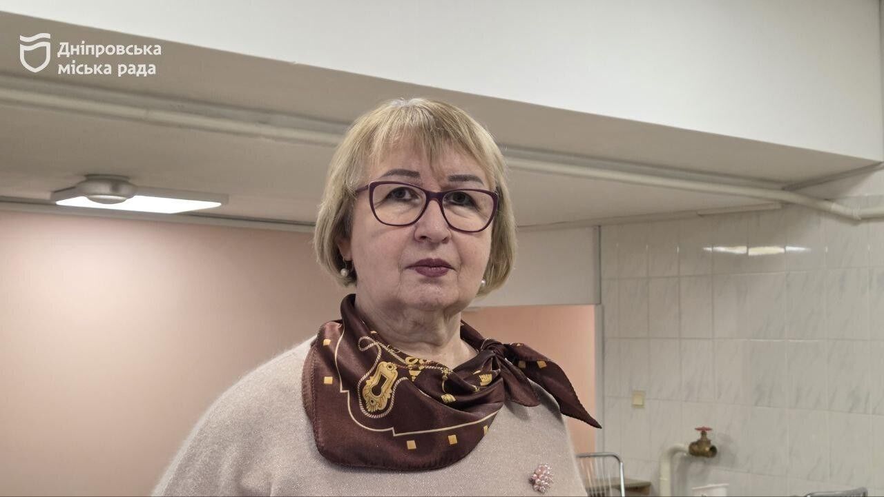 "Бабушки для ВСУ": волонтеры из Днепра передали защитникам более 12 тысяч изделий