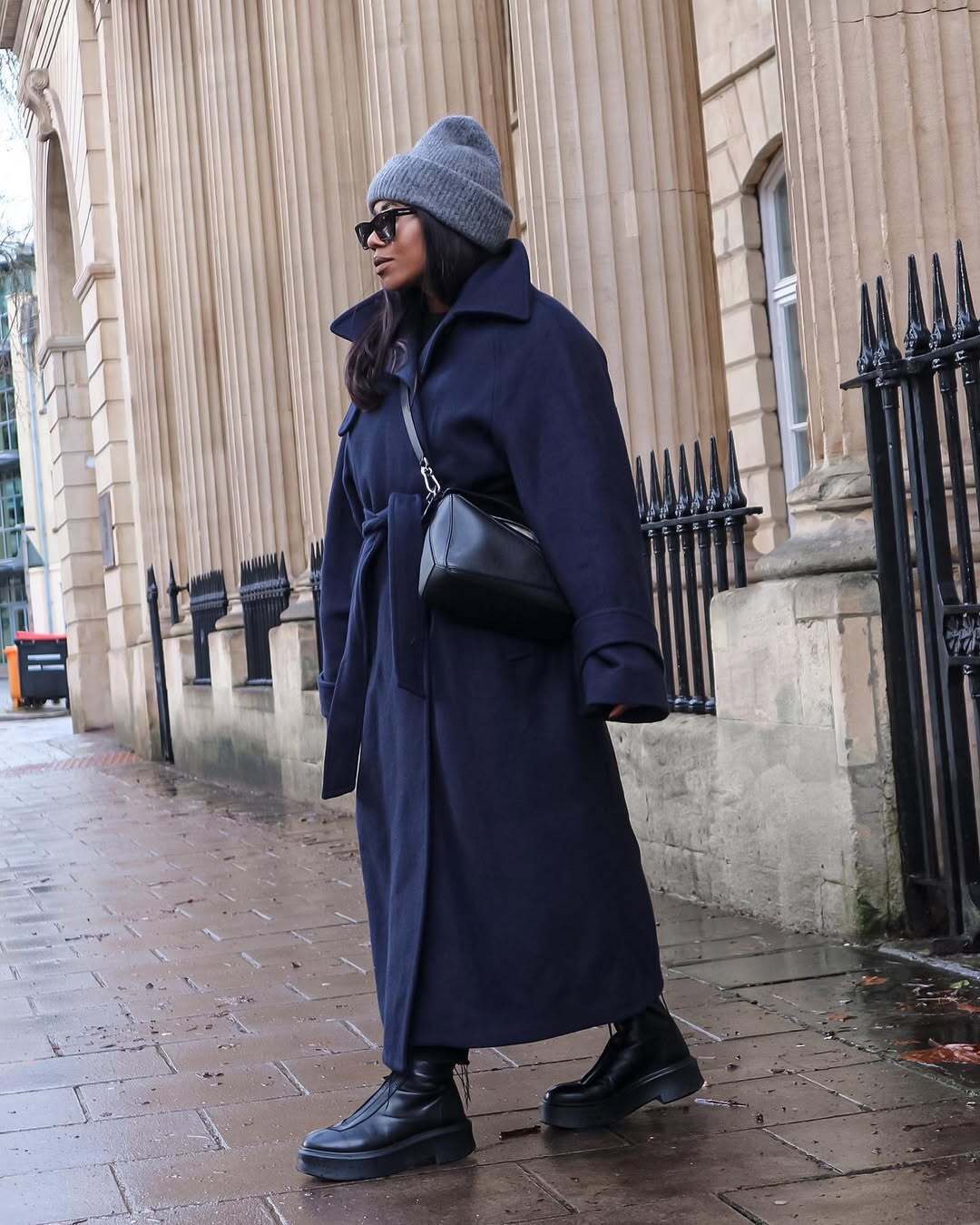 Дуті жилетки, шарфи в клітинку та не тільки: 6 антитрендів цієї зими та чим їх замінити