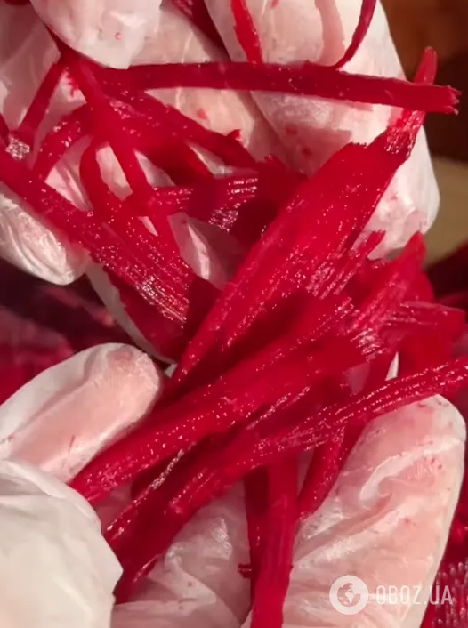 Буряк по-корейськи: рецепт смачної та корисної закуски за 10 хвилин