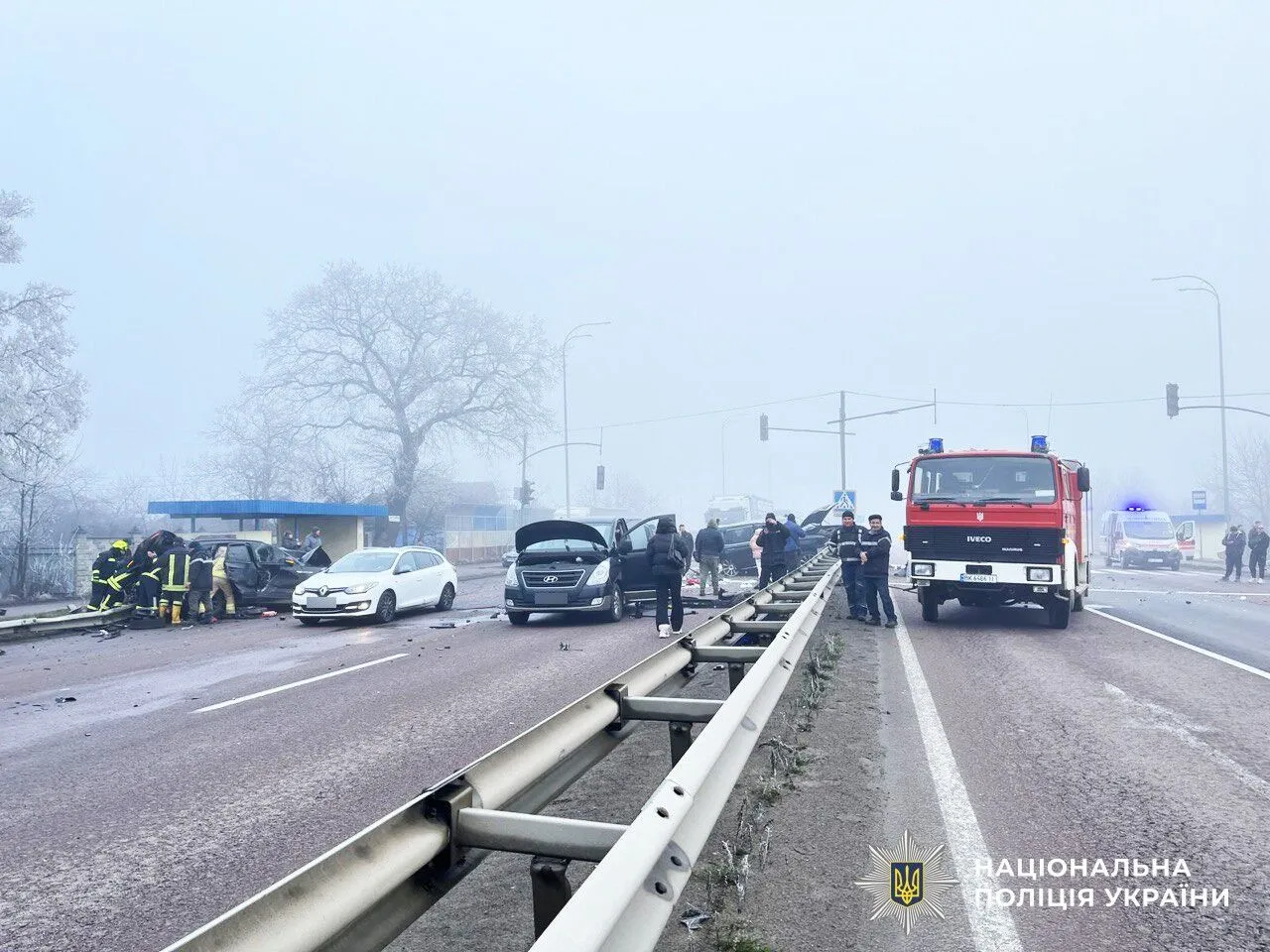 Масштабное ДТП парализовало движение на трассе Киев – Чоп: фото с места