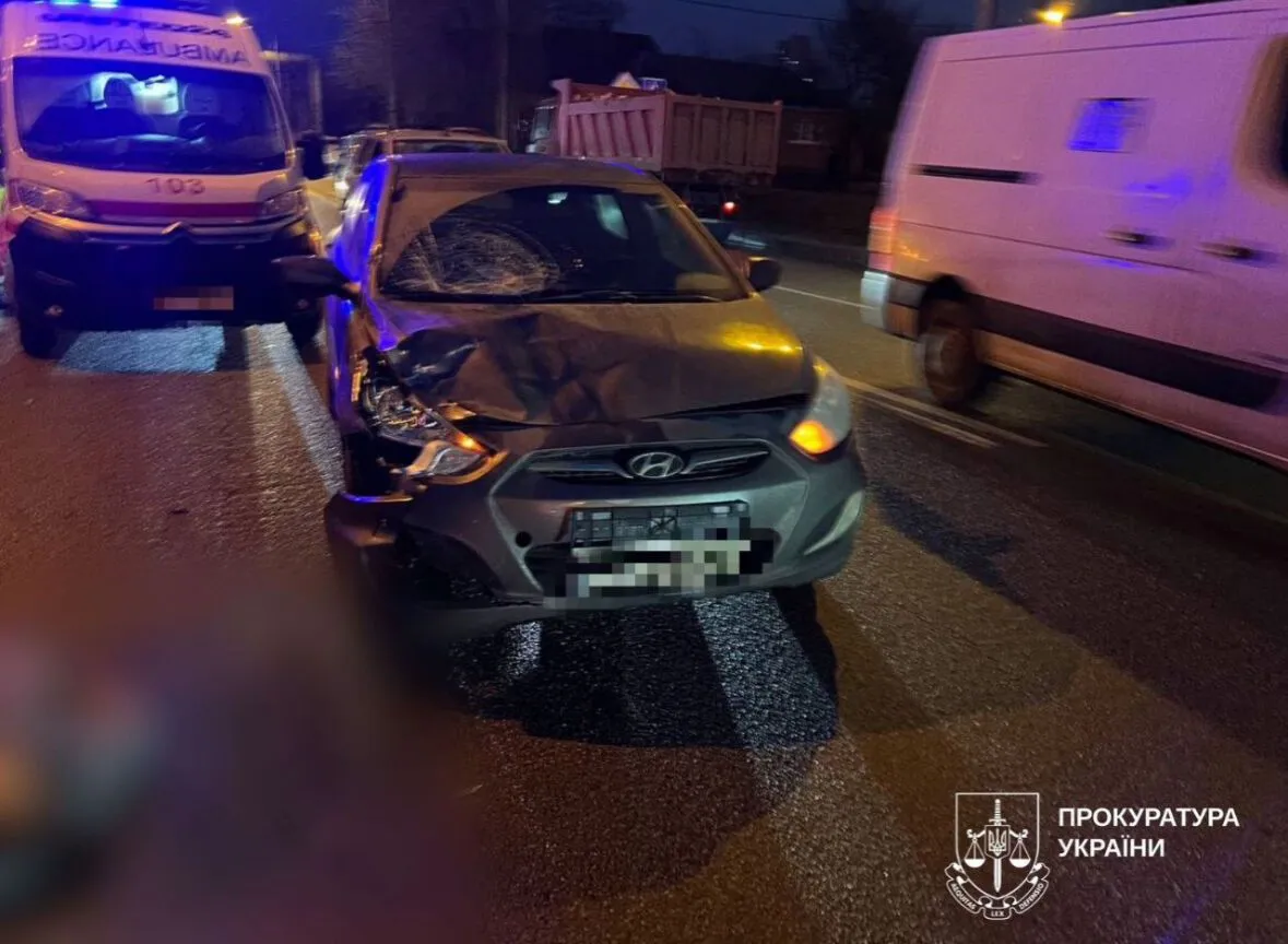 Пострадавшие до сих пор в реанимации: судье, сбившей детей в Харькове, сообщили о подозрении