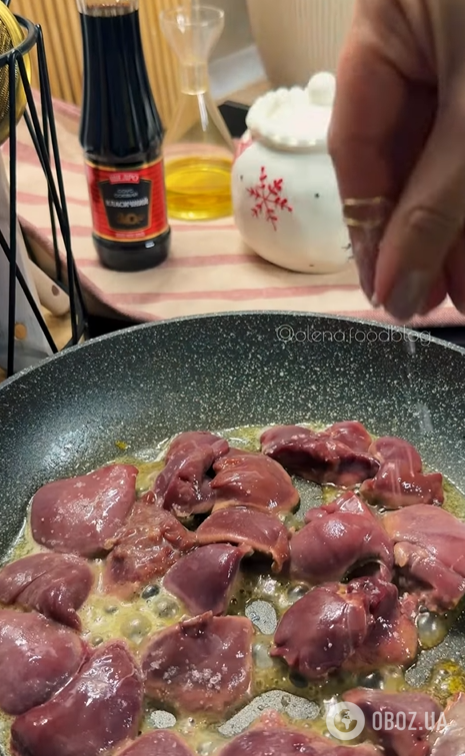 Праздничный теплый салат с печенью и апельсинами: делимся прости рецептом