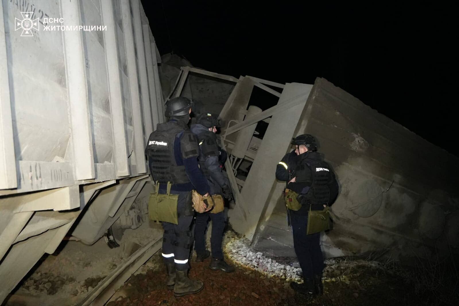 Окупанти атакували об'єкти критичної інфраструктури Житомирщини: є постраждалі. Фото