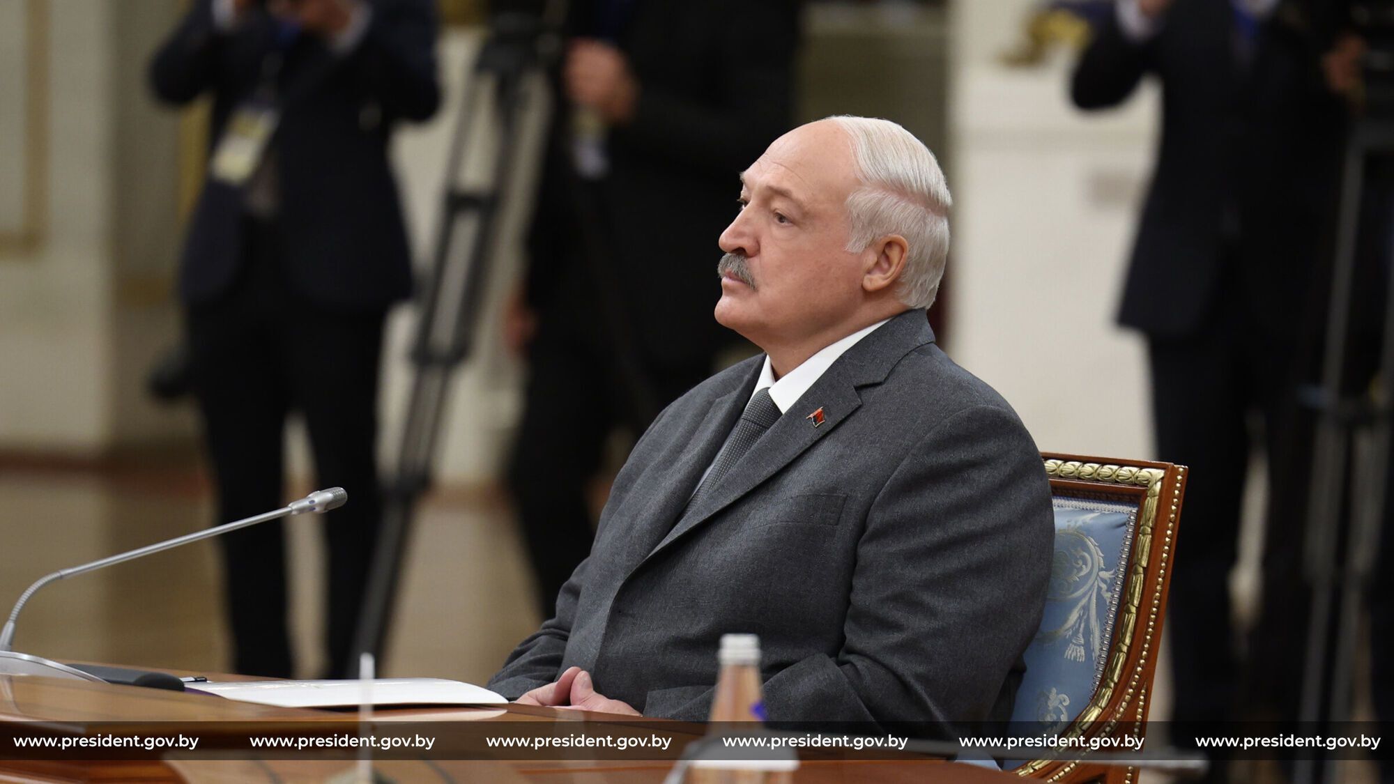 "Это будет максимум": Лукашенко признался, что пошутил о количестве "Орешников" на территории Беларуси