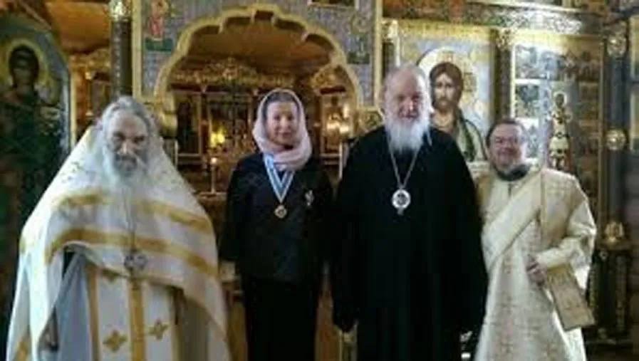 ЗМІ розкрили подробиці про цивільну дружину глави РПЦ Кирила, яку він приховує від публіки
