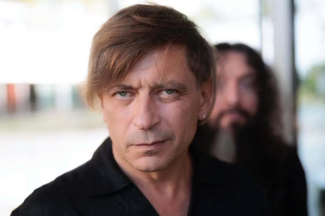 Известный российский певец поддержал сбор для украинского города, который оккупанты погрузили в темноту