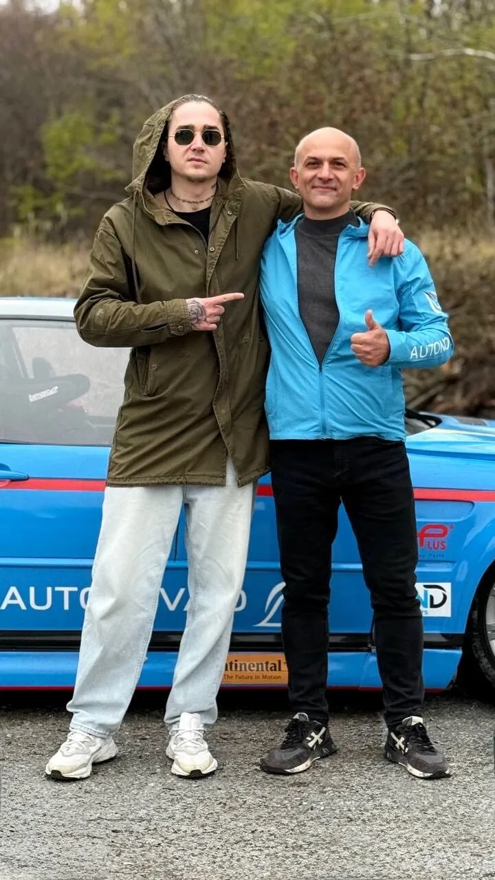 Віражі Anothers