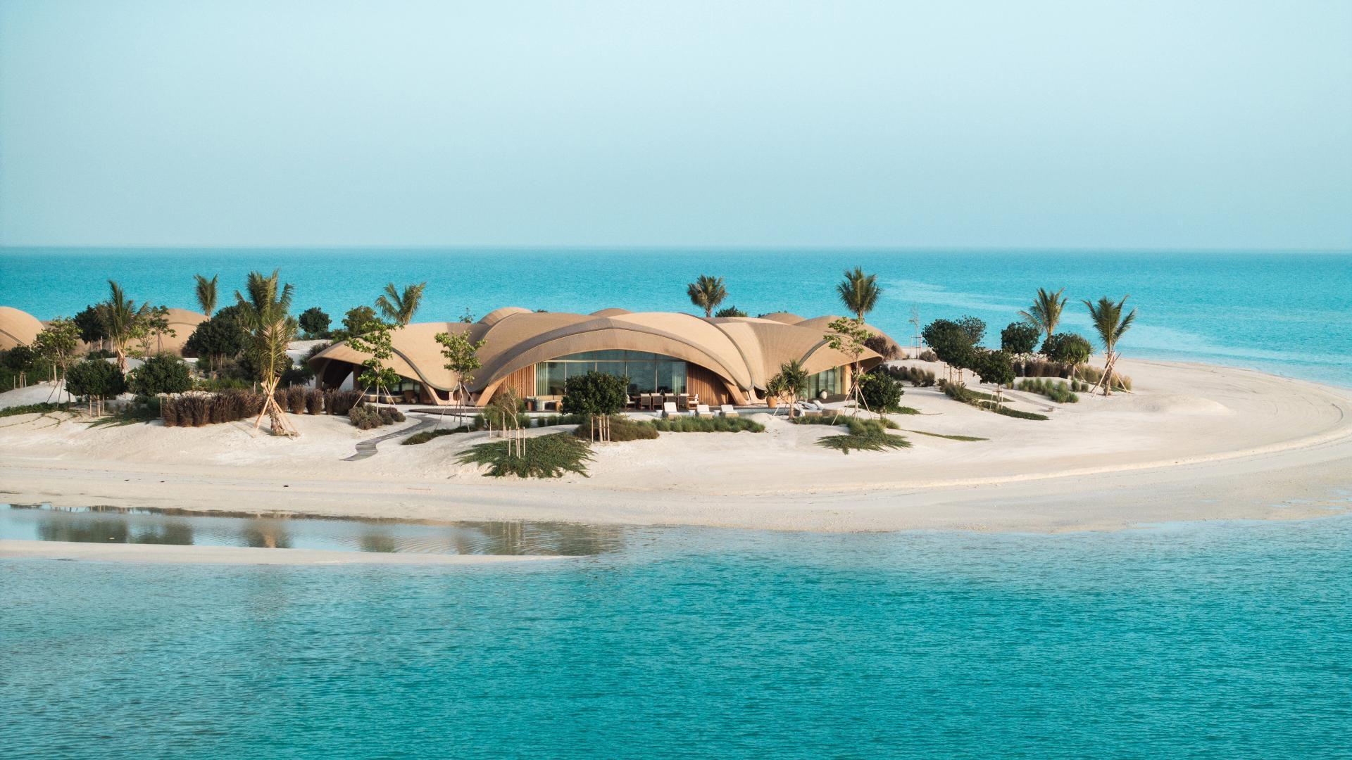 СМИ показали новую покупку Криштиану Роналду на уединенном острове. Фотофакт