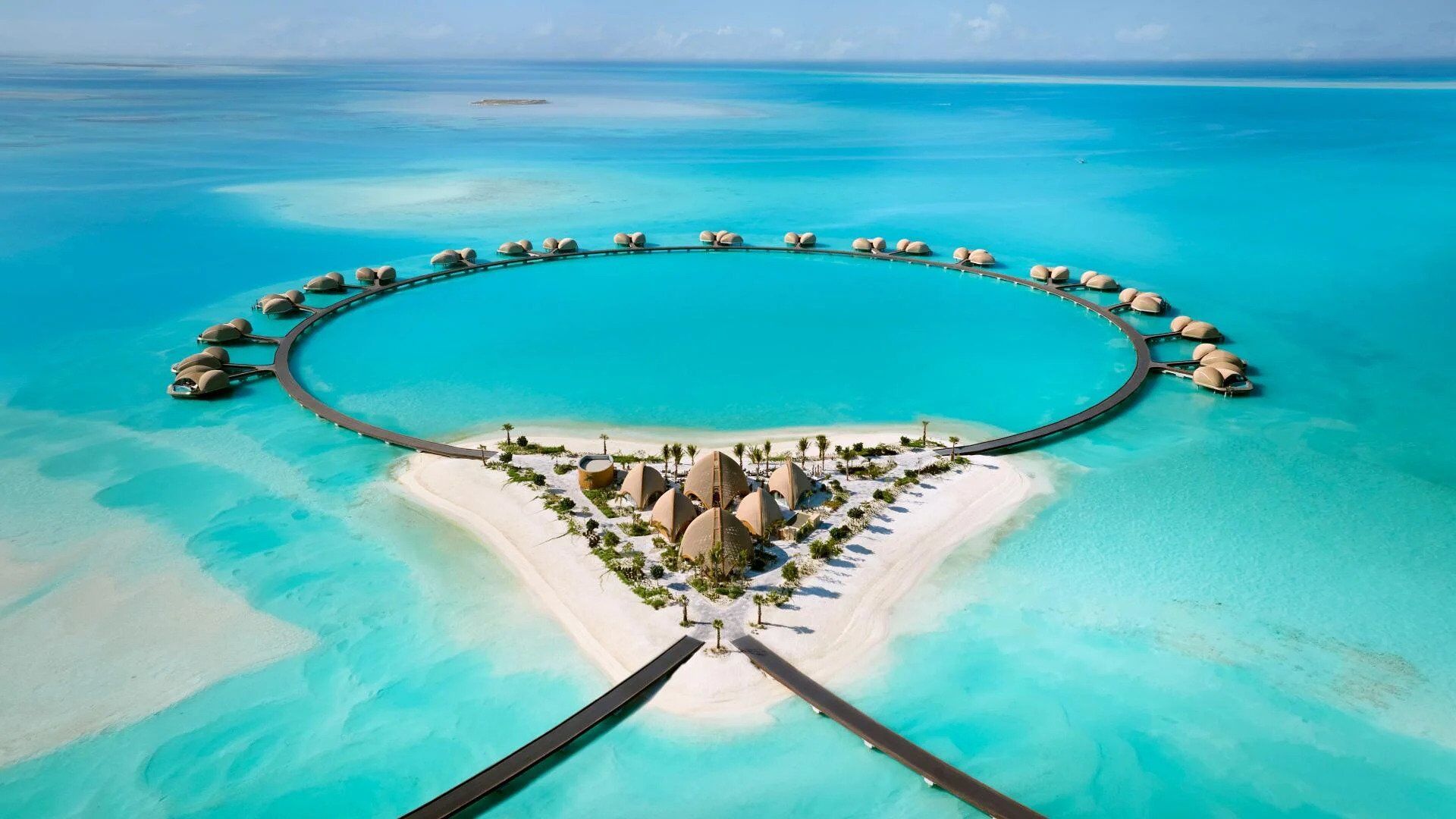 СМИ показали новую покупку Криштиану Роналду на уединенном острове. Фотофакт