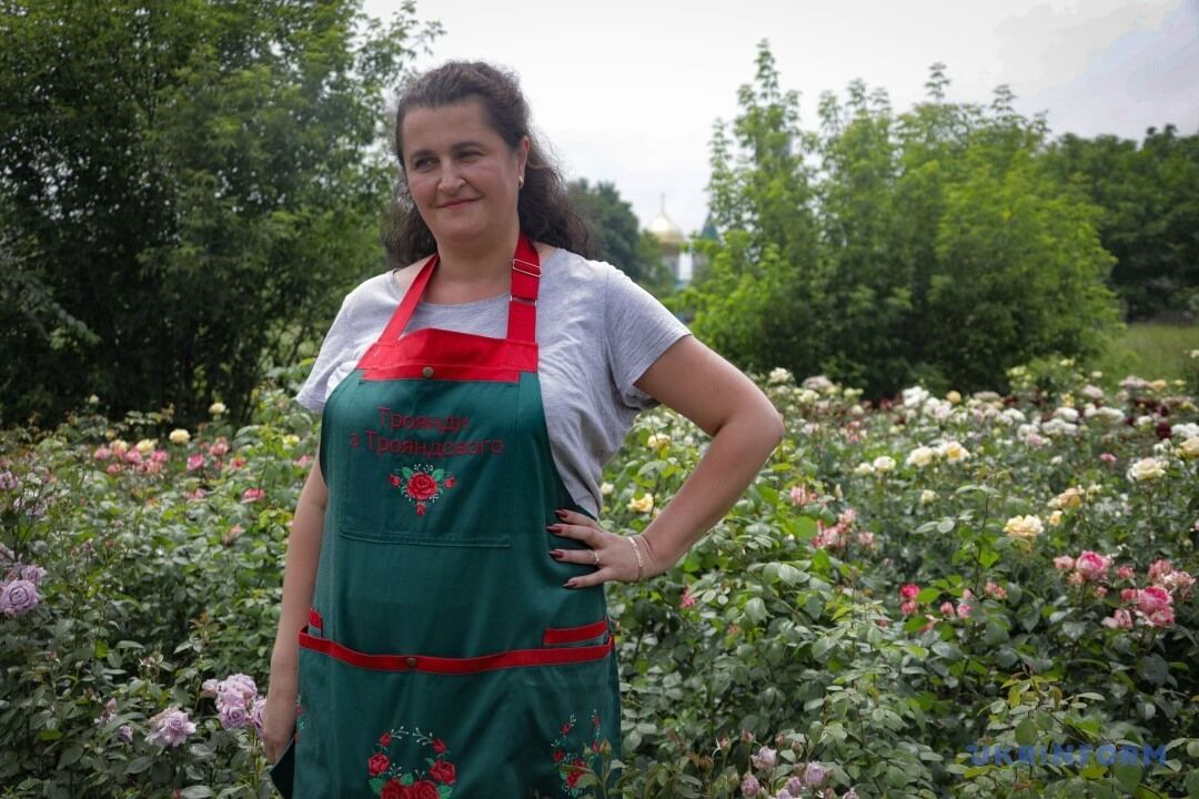 Під Одесою у новому будинку загинула сім'я королеви троянд: сиротами залишилися син і величезні поля квітів