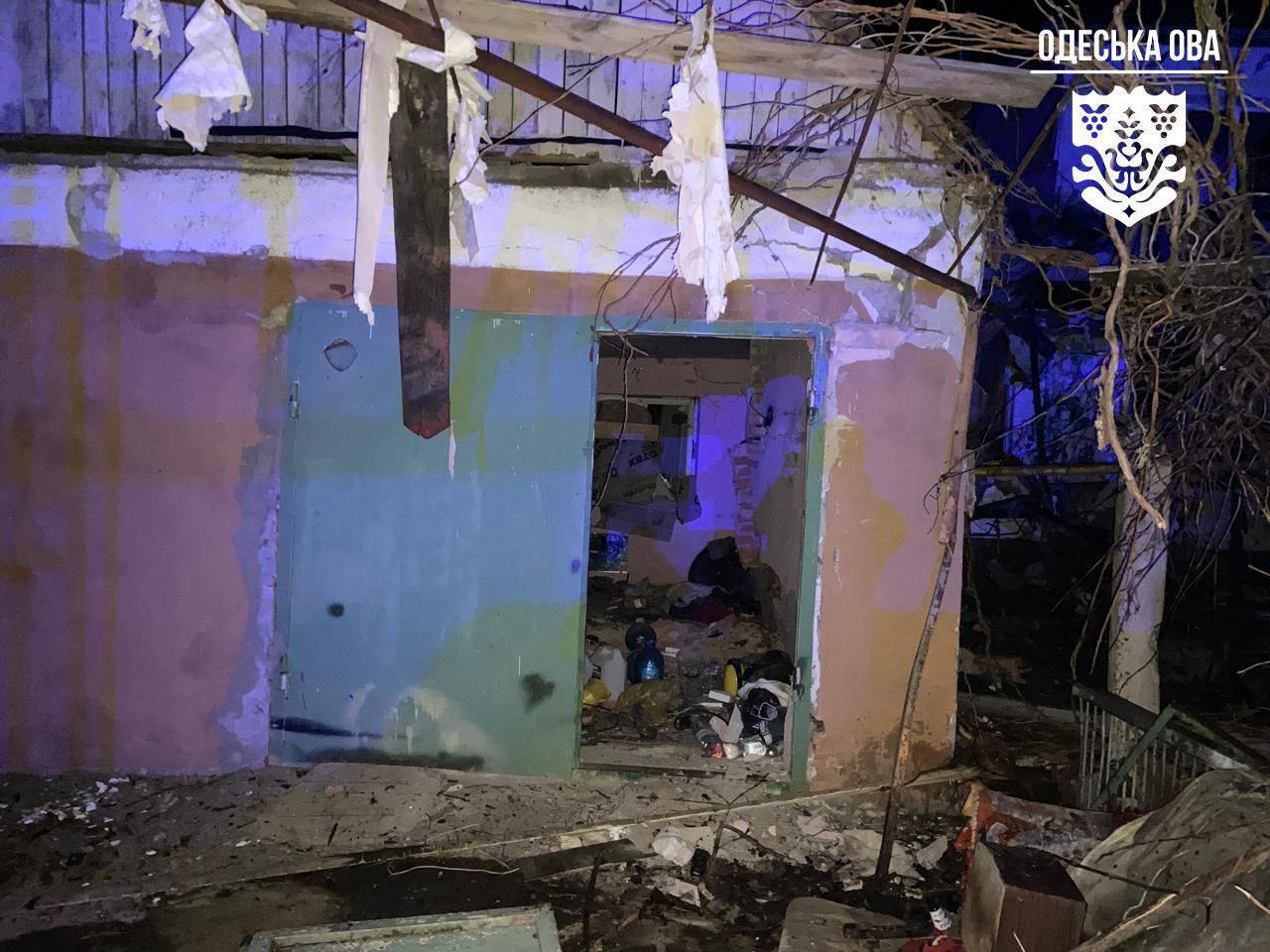 Окупанти масовано атакували Одещину: є пошкодження інфраструктури і перебої зі світлом. Фото