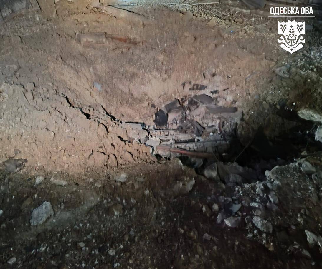 Окупанти масовано атакували Одещину: є пошкодження інфраструктури і перебої зі світлом. Фото