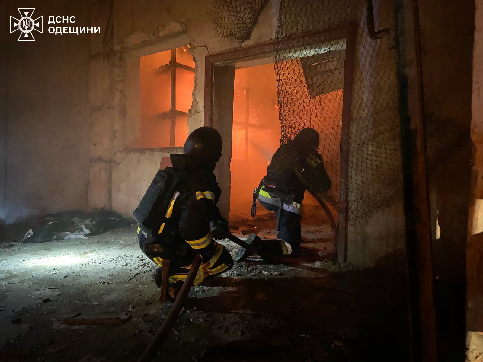 Окупанти масовано атакували Одещину: є пошкодження інфраструктури і перебої зі світлом. Фото