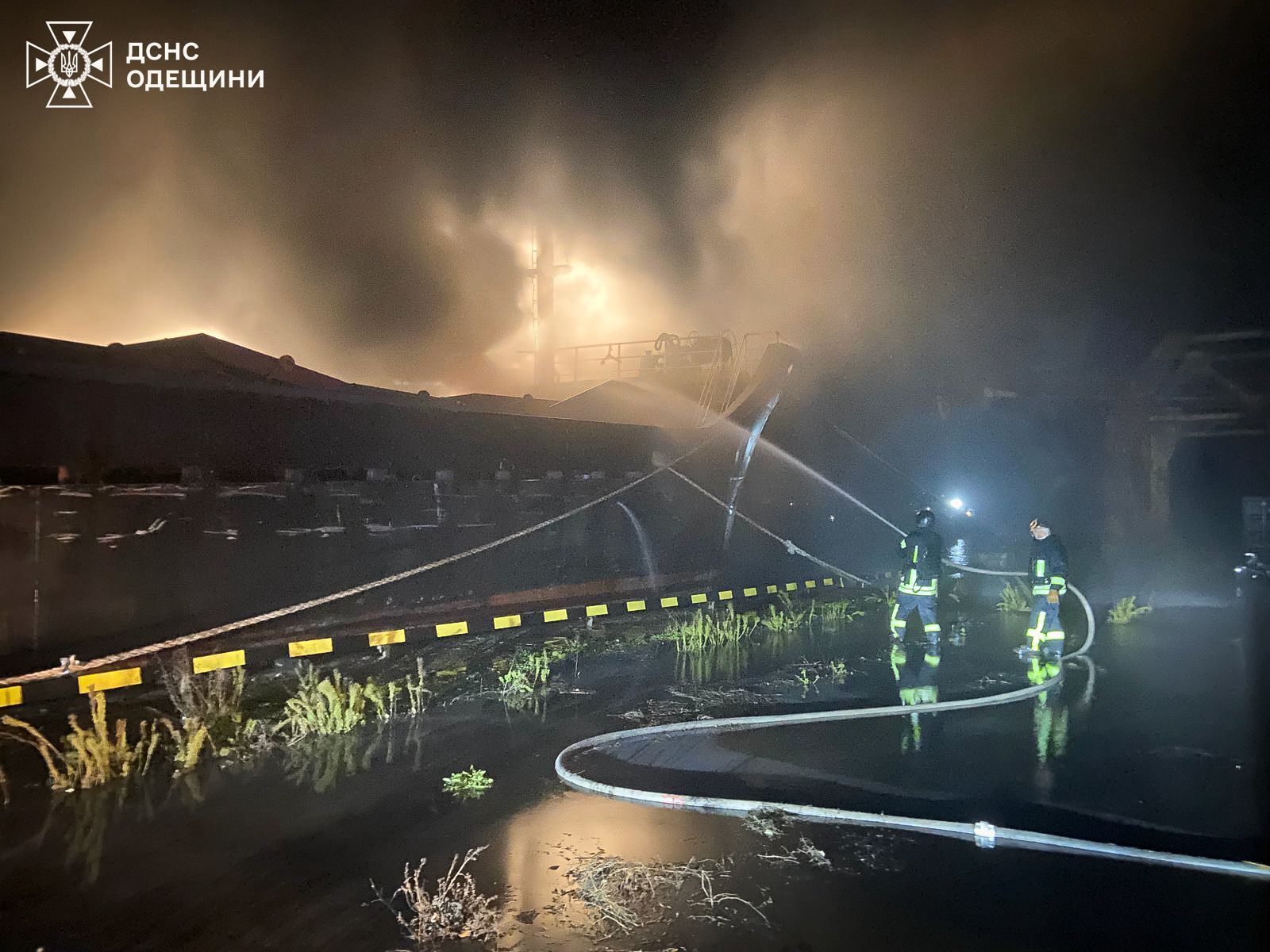 Окупанти масовано атакували Одещину: є пошкодження інфраструктури і перебої зі світлом. Фото