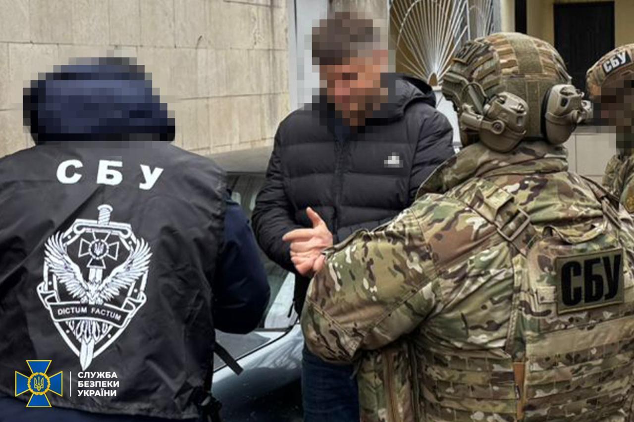 СБУ и Нацполиция задержали восемь организаторов уклонистских схем в разных регионах Украины. Фото