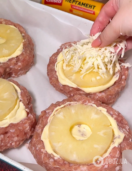 Ситні гнізда з фаршу з ананасами та сиром: ділимось рецептом страви для обіду