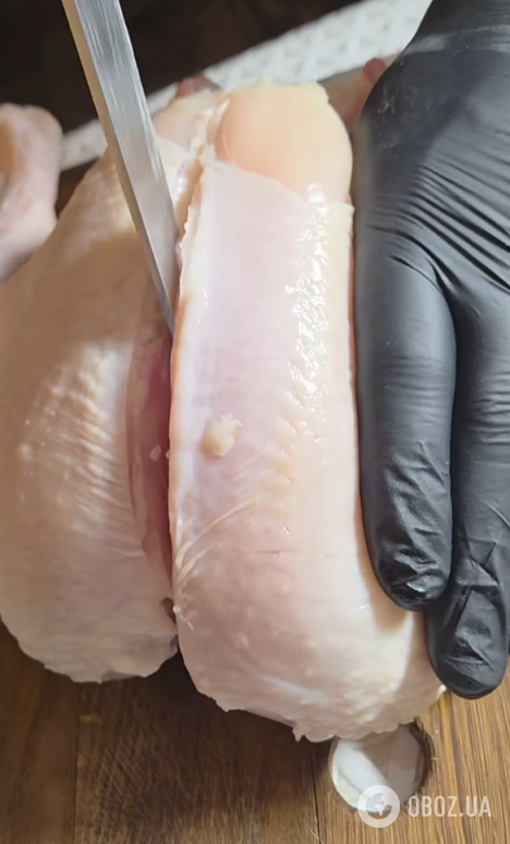 В чому замаринувати курку перед запіканням, щоб вона була соковитою: проста ідея