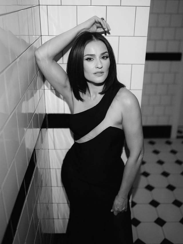 Зірка "Кварталу" прокоментувала чутки про те, що працює в ескорті: туди абикого не беруть