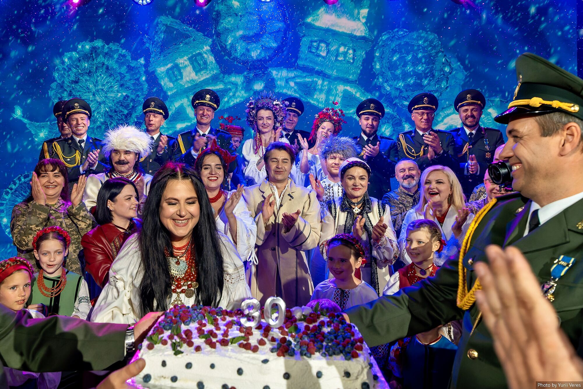 Неожиданный подарок зрителям: Ада Роговцева появится в "Территории Рождества. Дух Непокоренных". Когда премьера