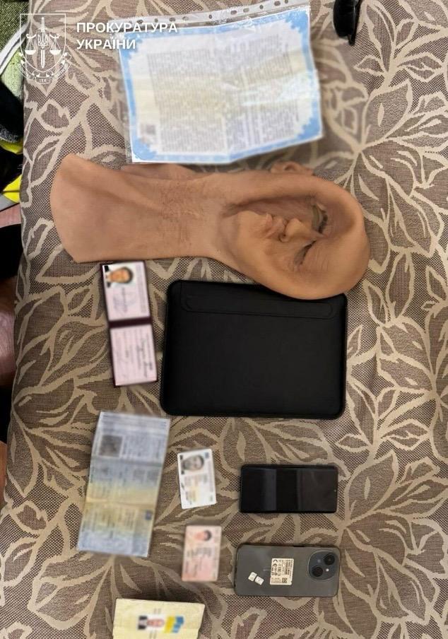 Ошукав волонтера на $30 тис. під приводом постачання дронів для ЗСУ: у Києві викрили зловмисника. Фото