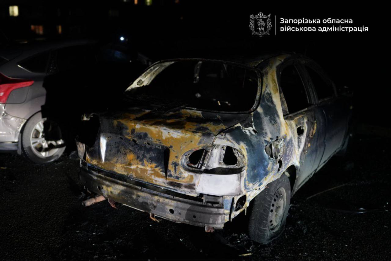 Окупанти атакували Запоріжжя: пошкоджено багатоповерхівки, є постраждалі. Фото і відео