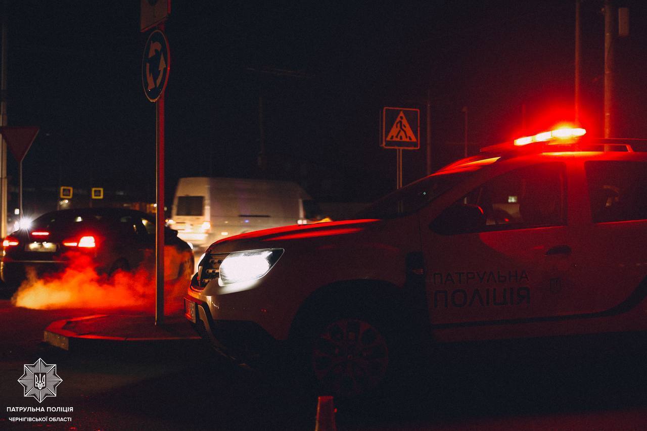 Оккупанты в Сочельник ударили по Чернигову и Черкасской области: пострадал мужчина, повреждено кладбище. Фото