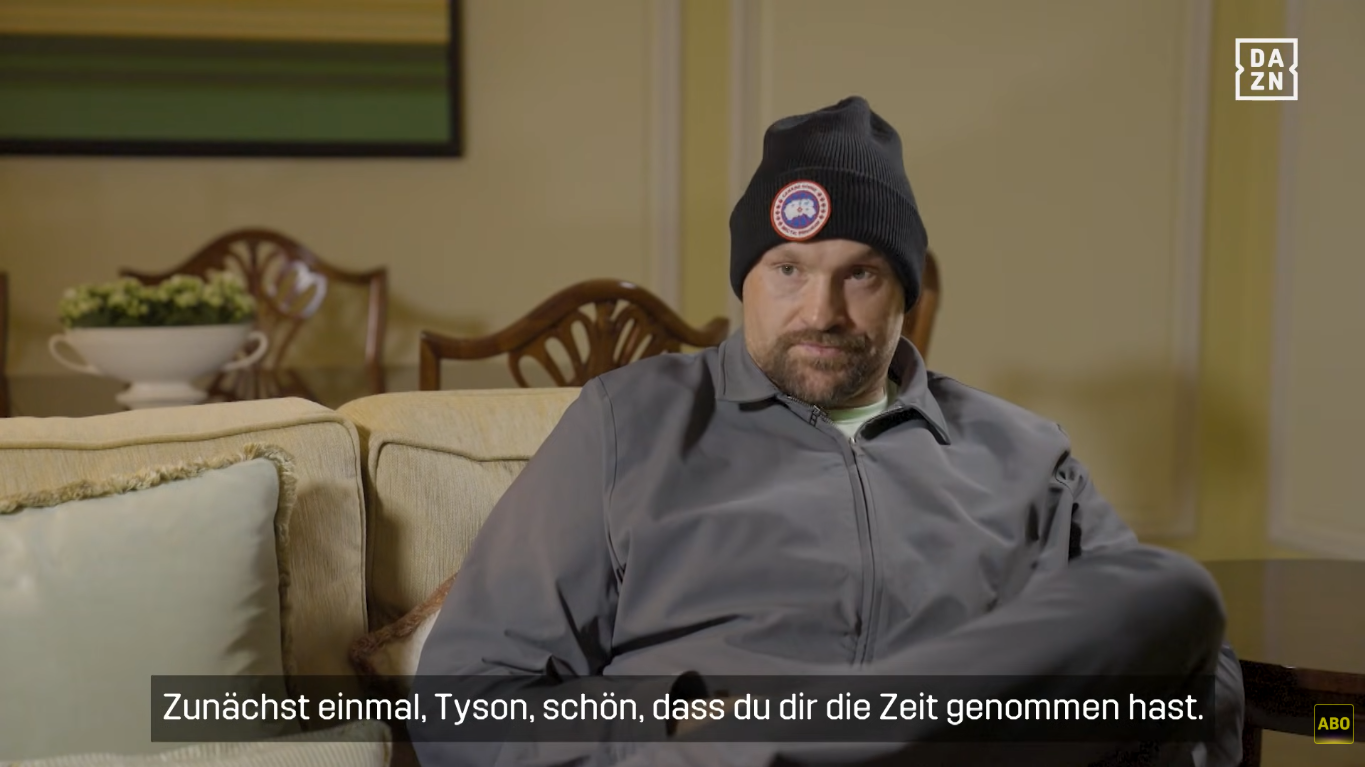 Від Усика зажадали відмовитися від чемпіонства