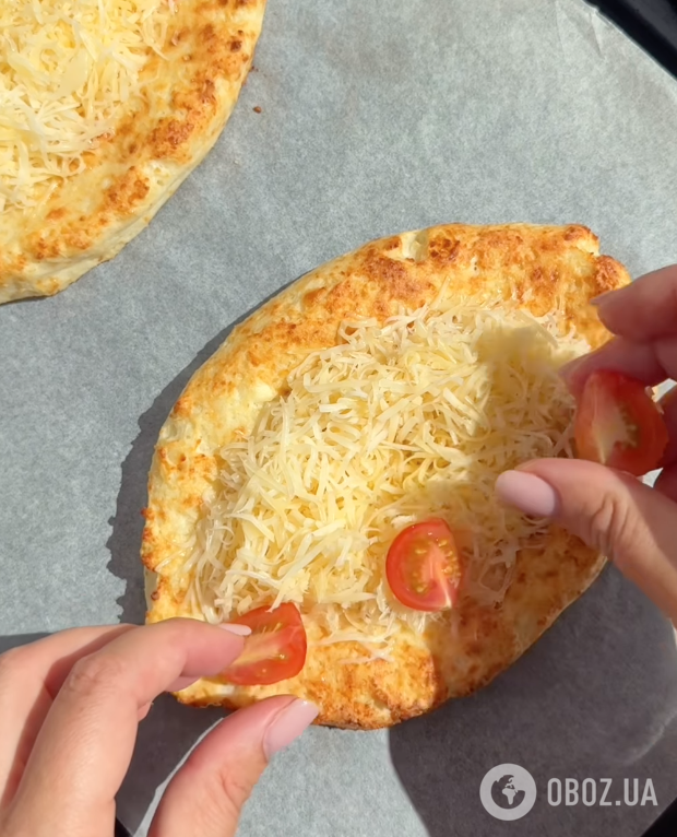 Швидкі хачапурі з сирного тіста: найпростіший рецепт ситної страви за 15 хвилин