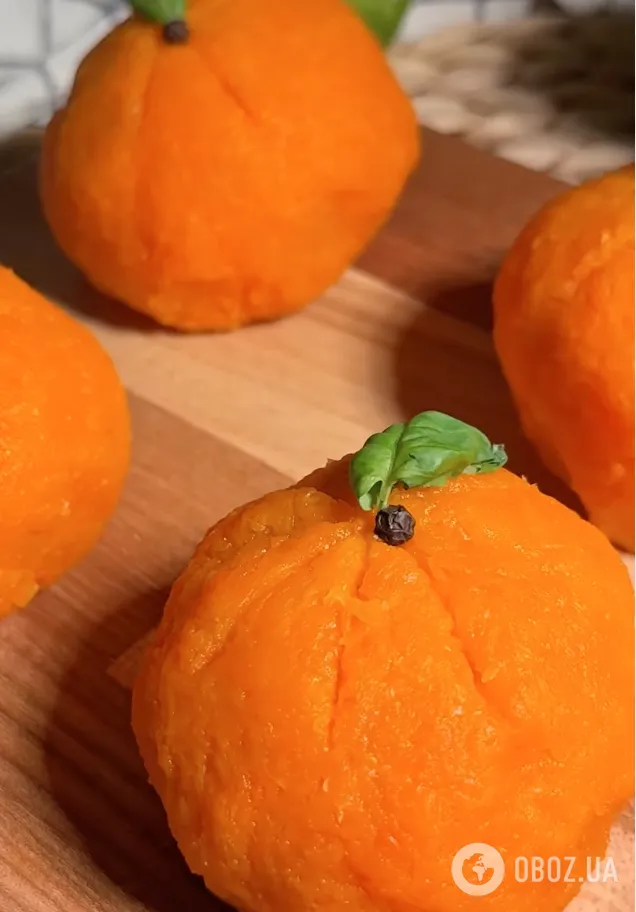 Новорічна смачна закуска "Мандаринки": ділимося легким рецептом