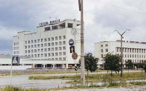 Как выглядела Припять в первые годы после Чернобыльской катастрофы. Редкие фото