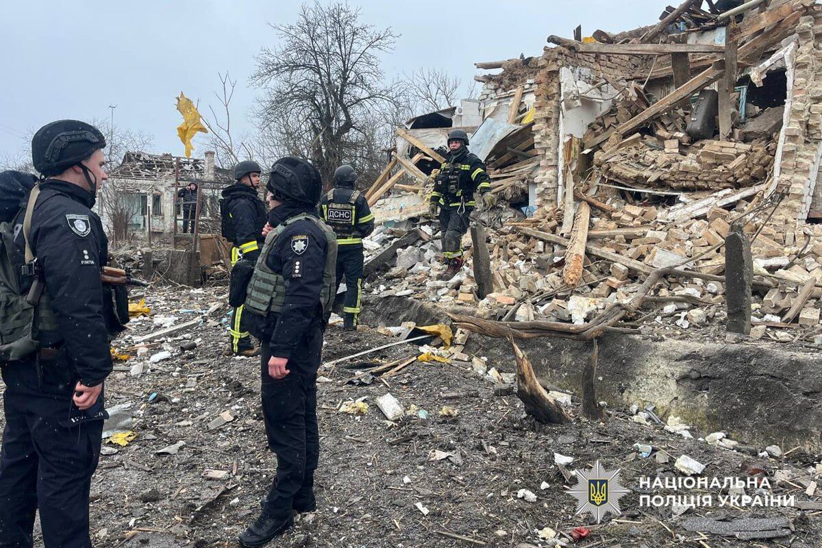 Оккупанты нанесли ракетный удар по Умани: есть разрушения жилой инфраструктуры, среди раненых – дети. Фото и видео