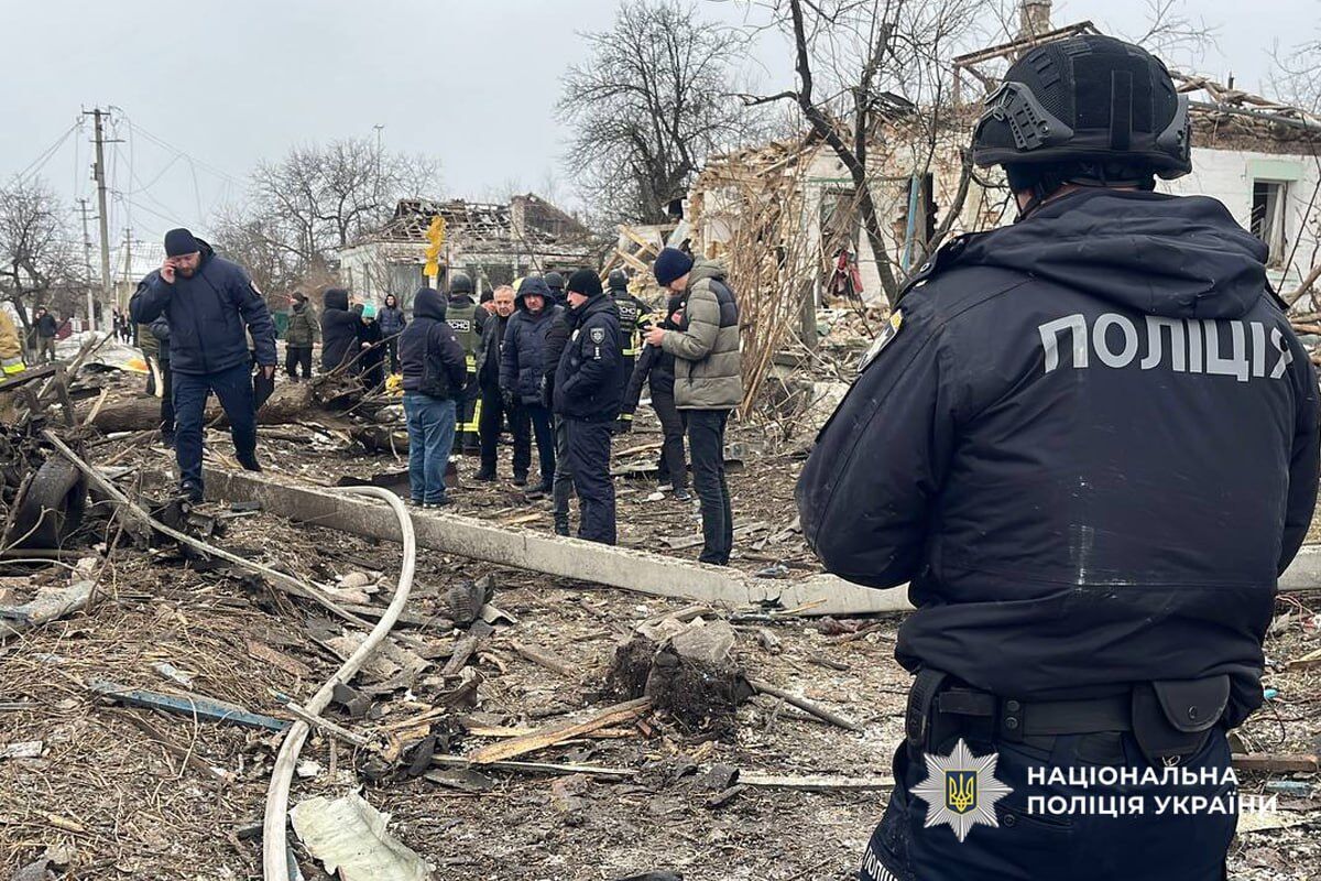 Оккупанты нанесли ракетный удар по Умани: есть разрушения жилой инфраструктуры, среди раненых – дети. Фото и видео