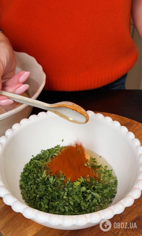 Соковиті курячі гомілки з картоплею в духовці: рецепт страви на будь-який випадок